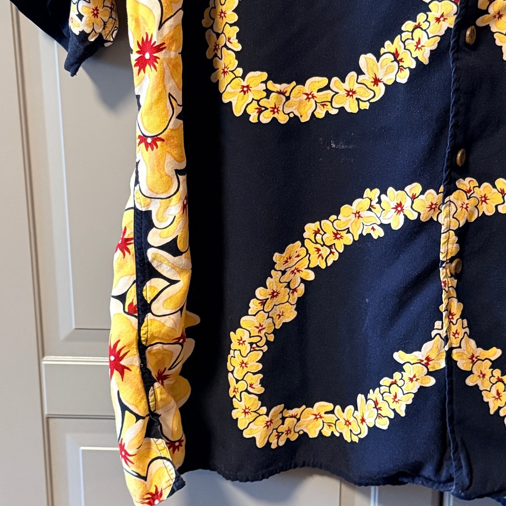 Tommy Hilfiger Vintage Mens Hawaiian Lei Hula‎ Girl Aloha Shirt, Navy Yellow, XL - Picture 4 of 13